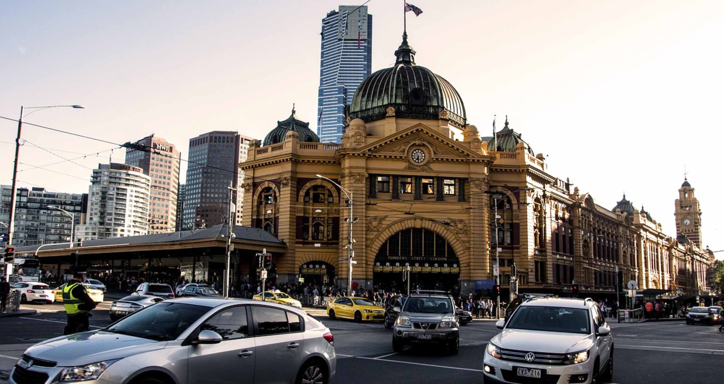 Fliners street statrion and cars